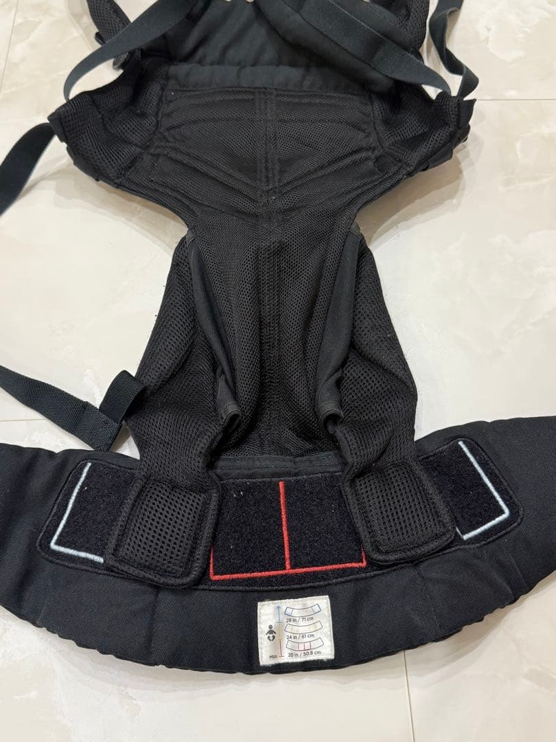 【美品】エルゴベビー クールエア オムニ360 オニキス ブラック 抱っこ紐　黒