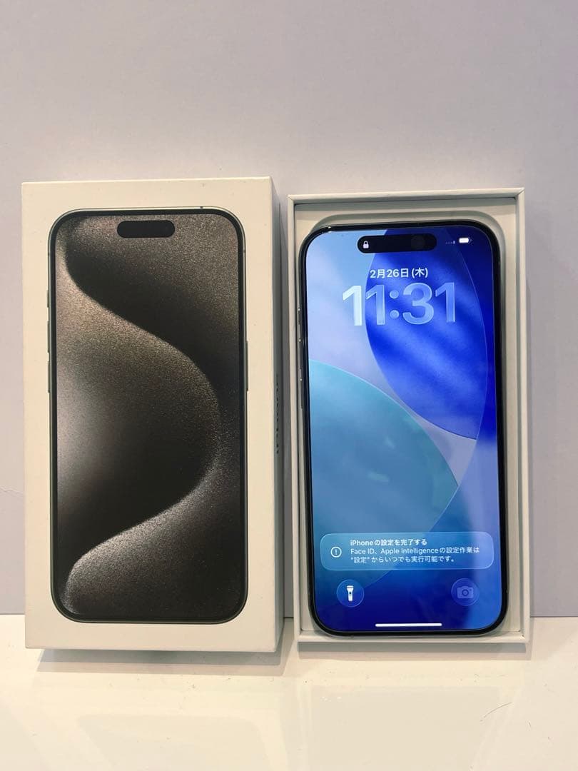 iPhone 15 Pro 256G 89%バッテリー　グレー