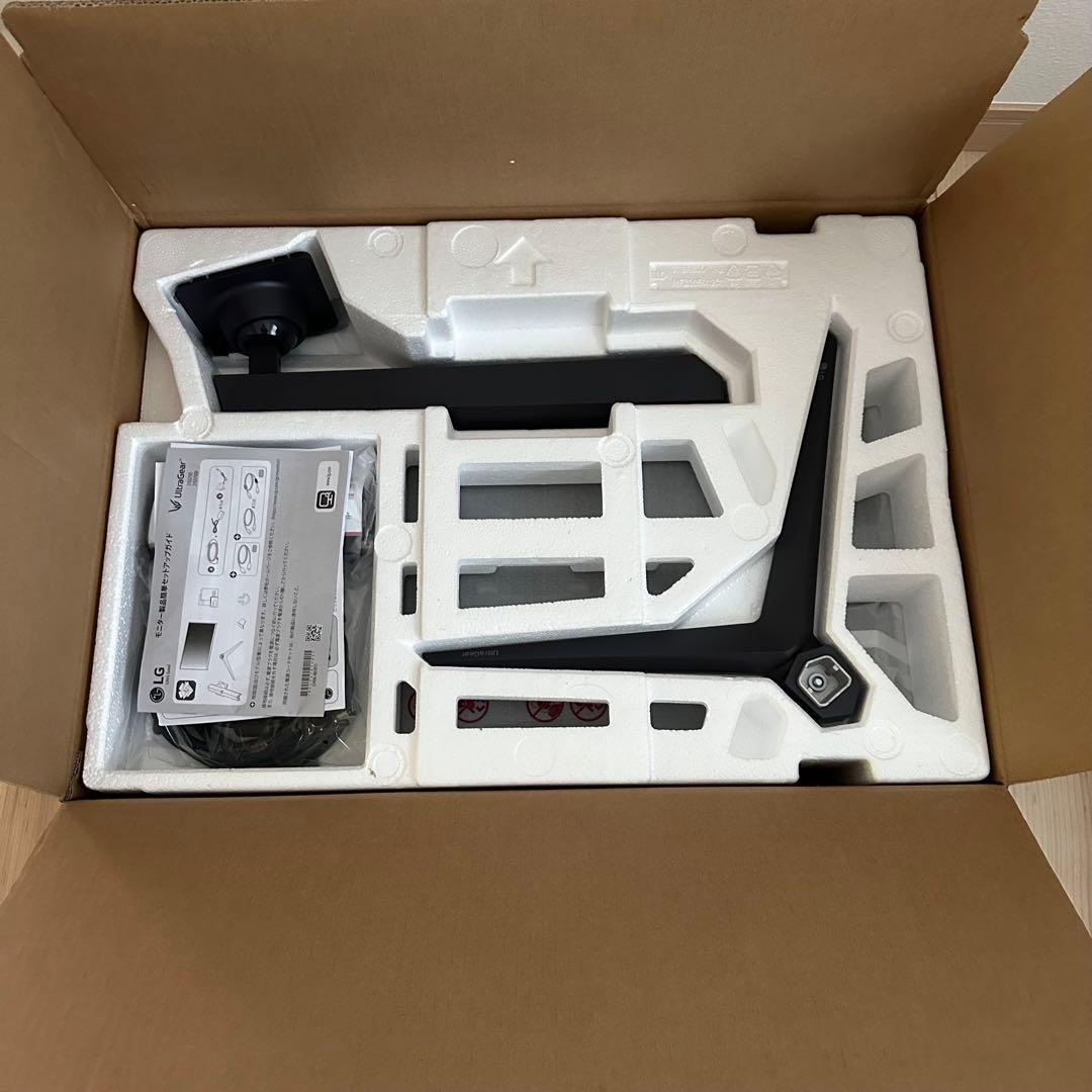 【未使用】LGゲーミングモニター　27インチ27GS75Q