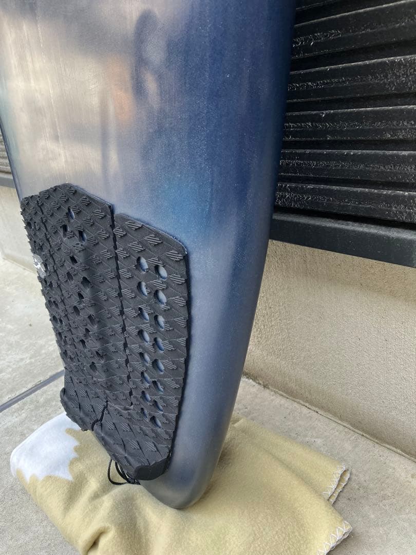 値下げ ロスト パーティプラッター5′9超浮力激早 美品 限定色 フィン付