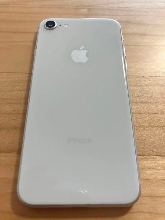 iPhone 8 Silver 64GB フルセット