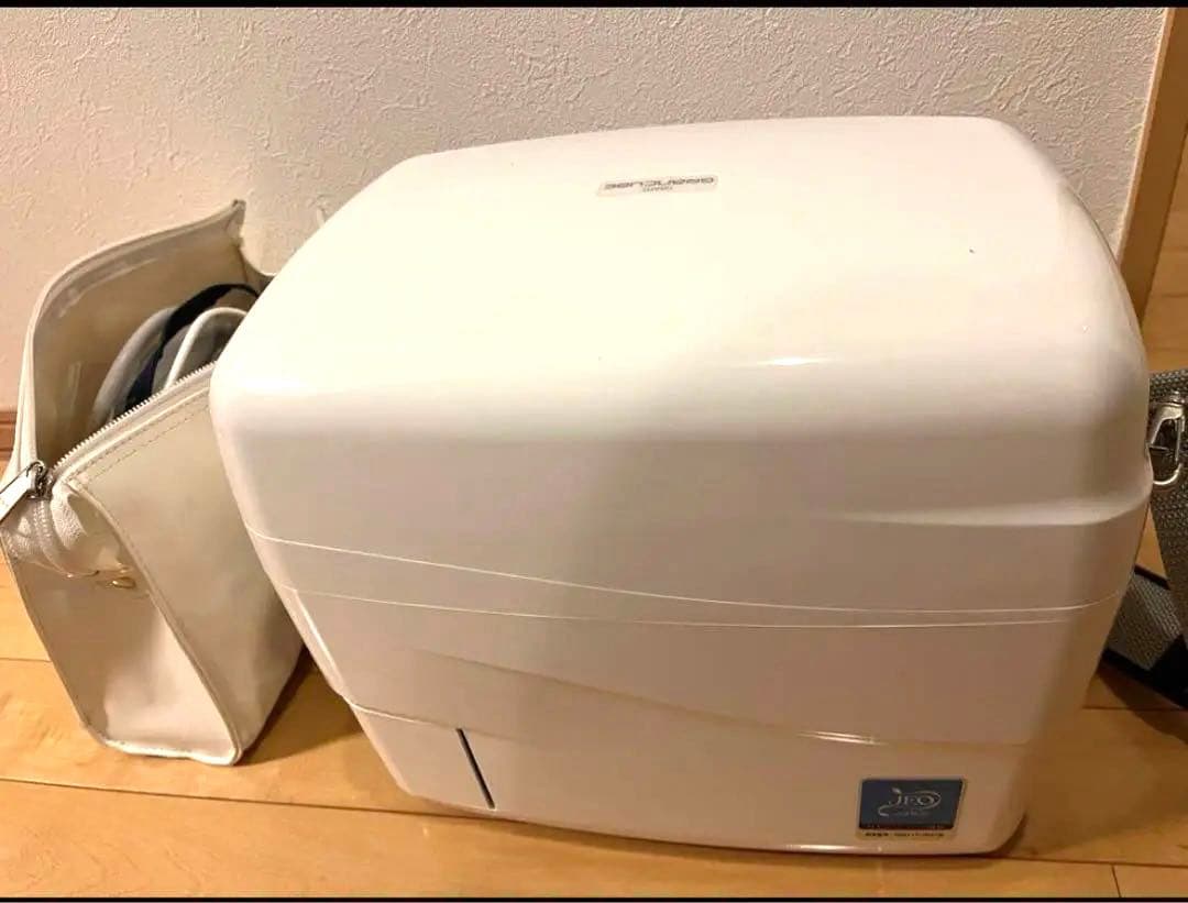 GRANCUBE フェイシャルマシン　タキガワ　グランキューブ　エステ　超音波