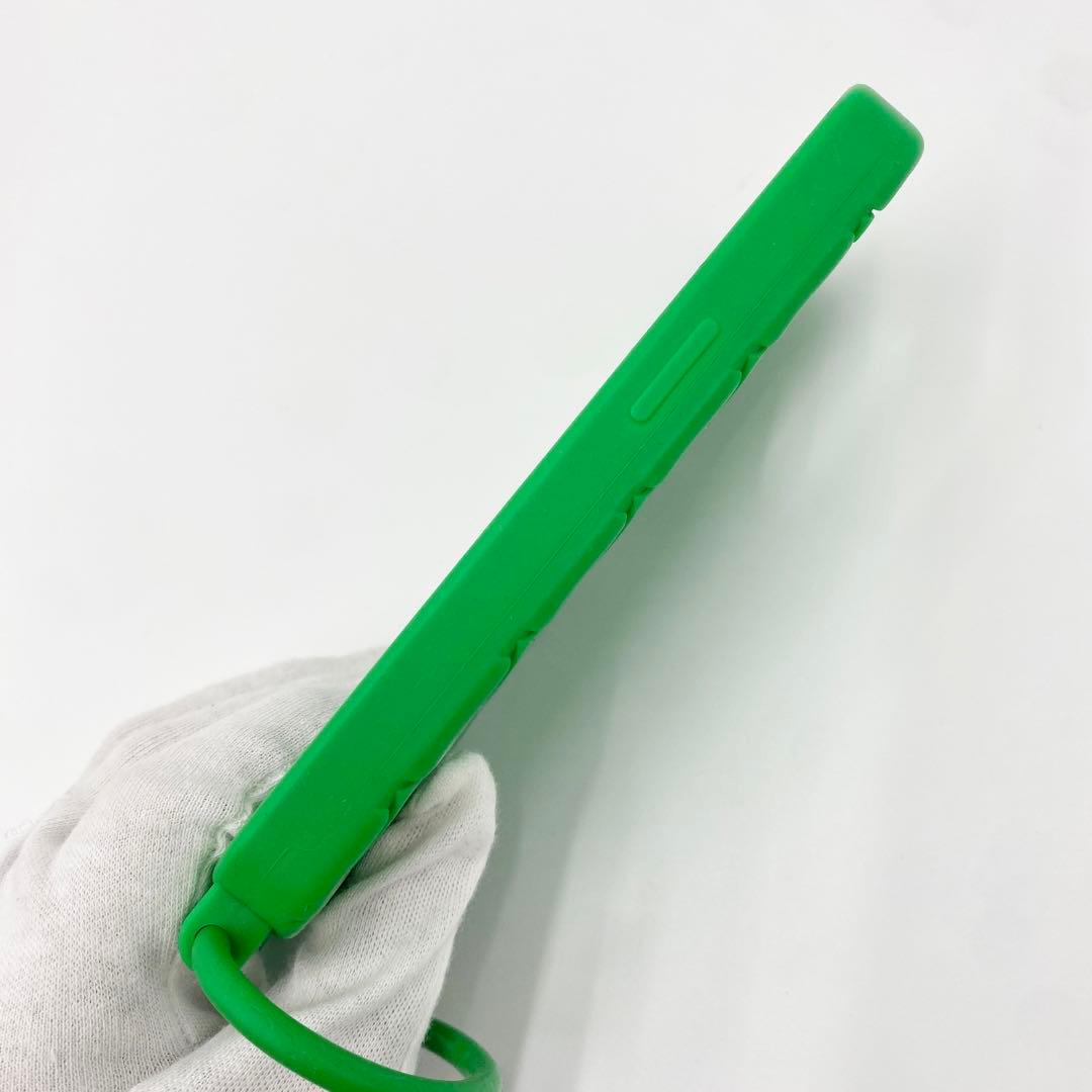 【極美品】ボッテガヴェネタ iPhone15Pro ケース ストラップ グリーン