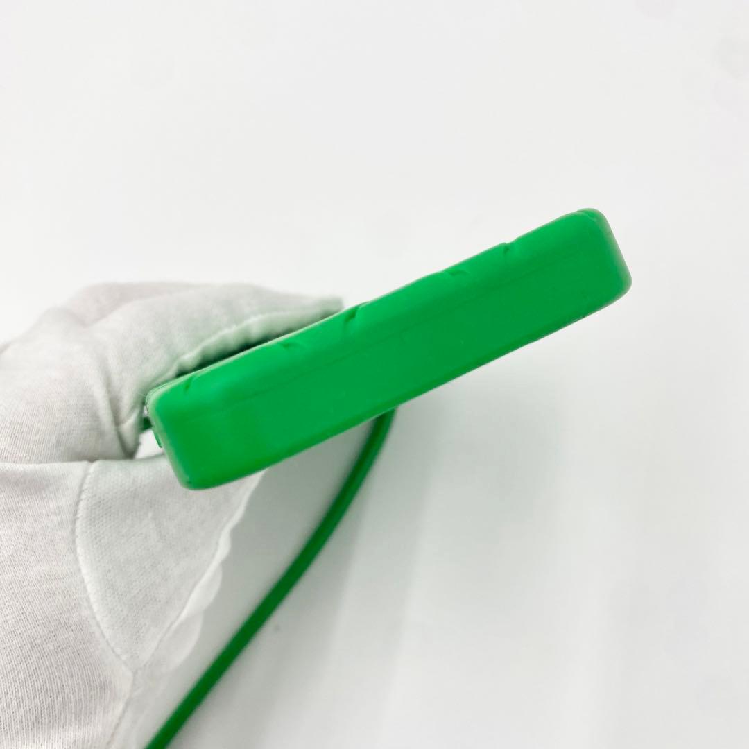 【極美品】ボッテガヴェネタ iPhone15Pro ケース ストラップ グリーン