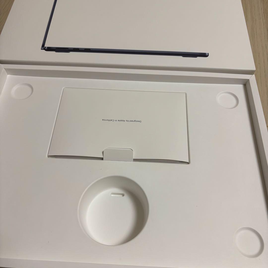 バッテリー99% 美品 Apple MacBook Air M2 13.6