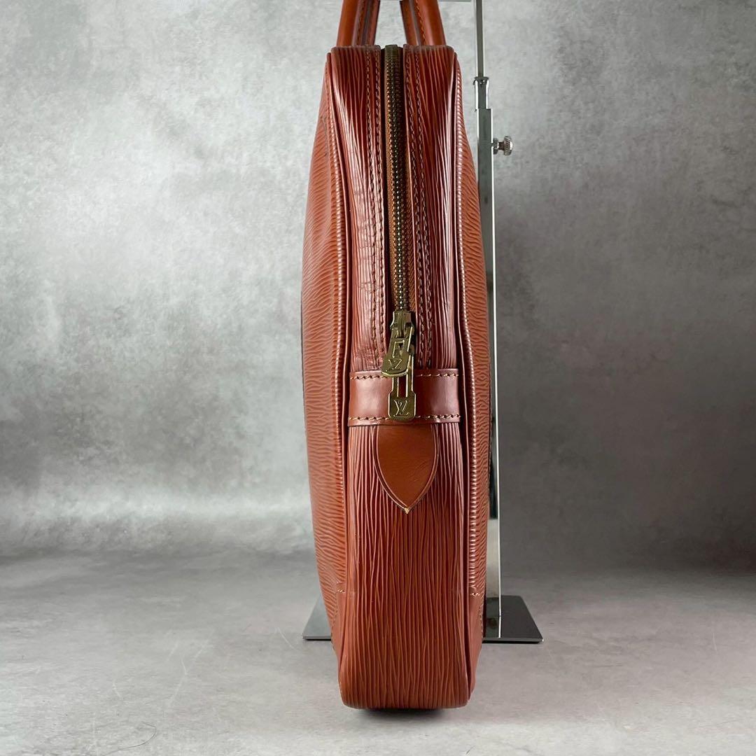 良品✨ルイヴィトン ポルトドキュマン ヴォワヤージュ ビジネスバッグ ブラウン