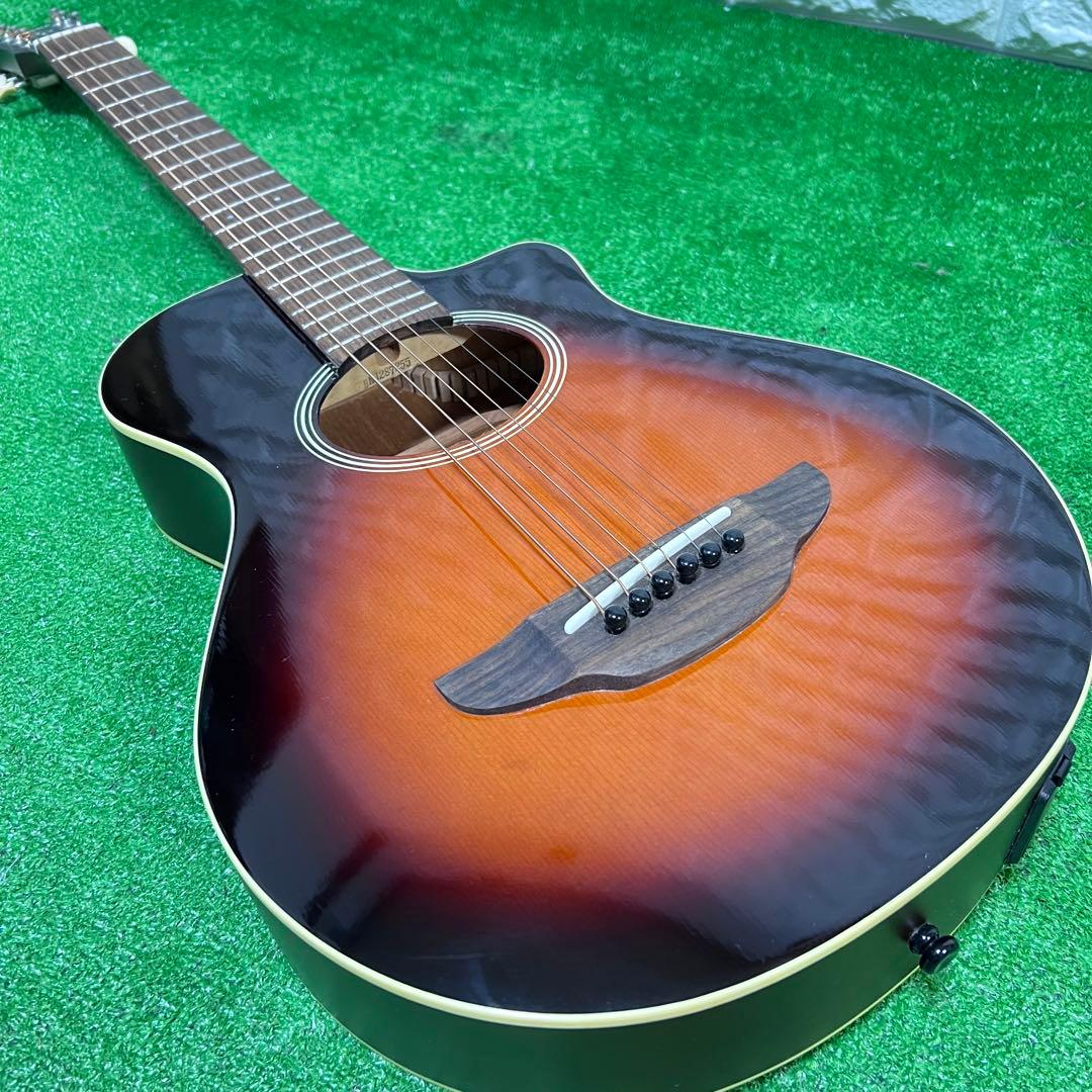 超美品　YAMAHA アコースティック　エレクトリック　ギターAPX-T2