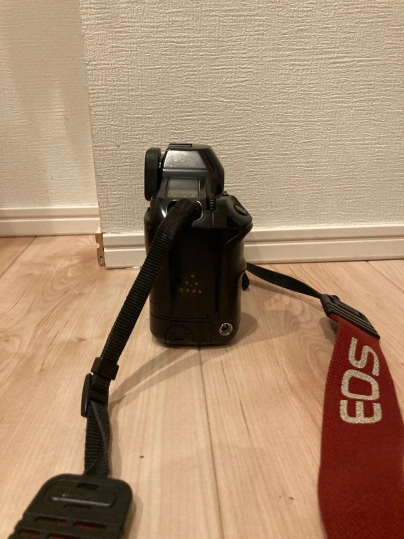 Canon T90 フィルム一眼レフカメラ