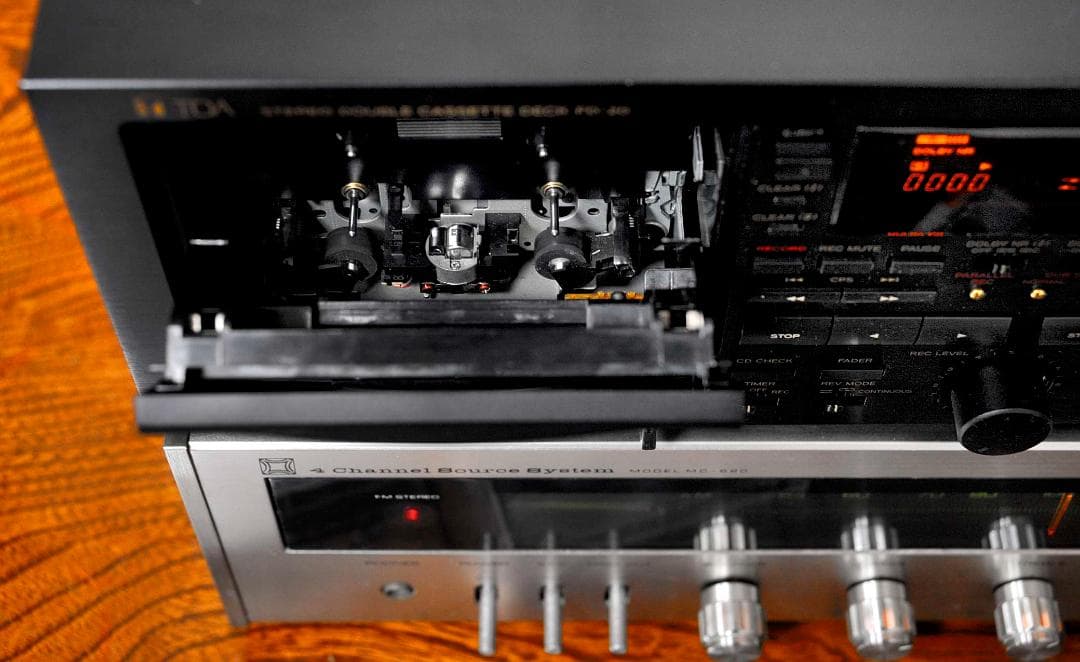 ★これは何者か！TOA FD-20 本格プロフェッショナル機へにいざない！　♪