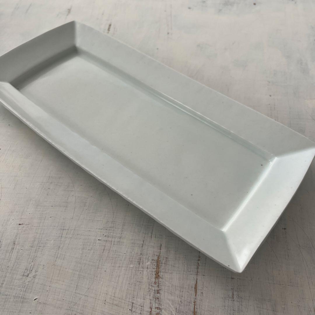 韓国　白磁　キム・サンイン　器　皿