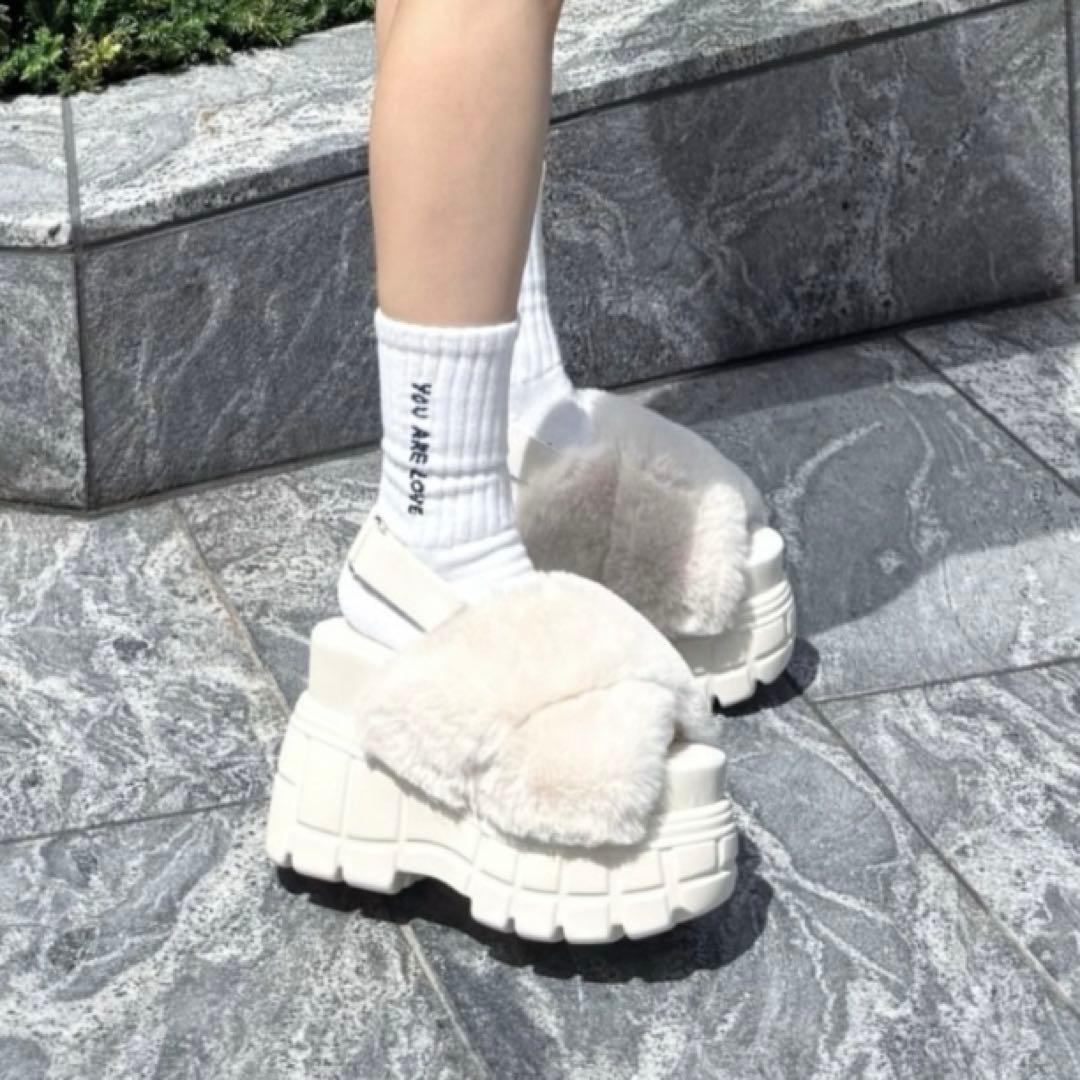 【25AW新作】【R&E】クロスファーバックベルト厚底サンダル