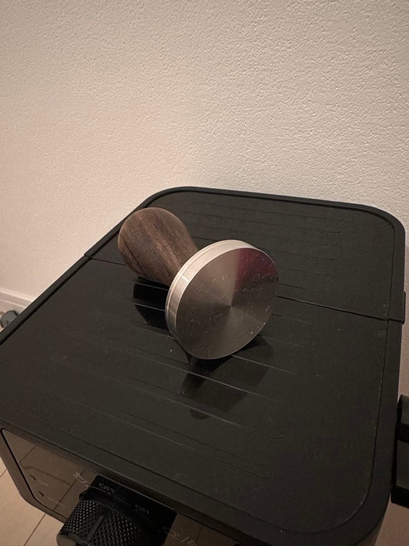 デロンギ　スティローザー　EC235J-BK