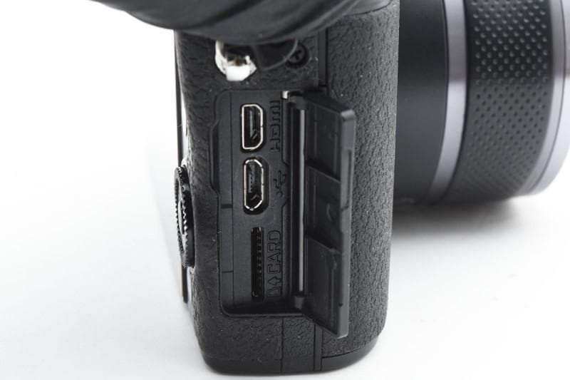 Nikon 1 V3 Digital Camera プレミアムキット