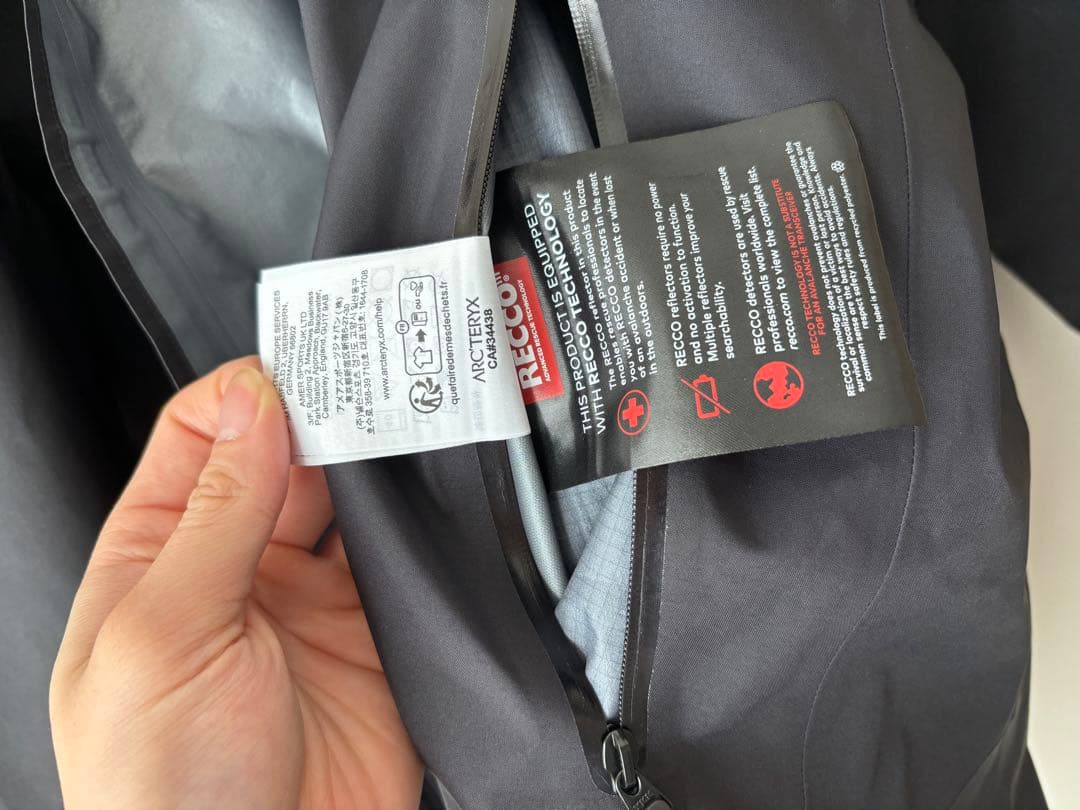 ARC’TERYX Beta Jacket ベータジャケット ブラック