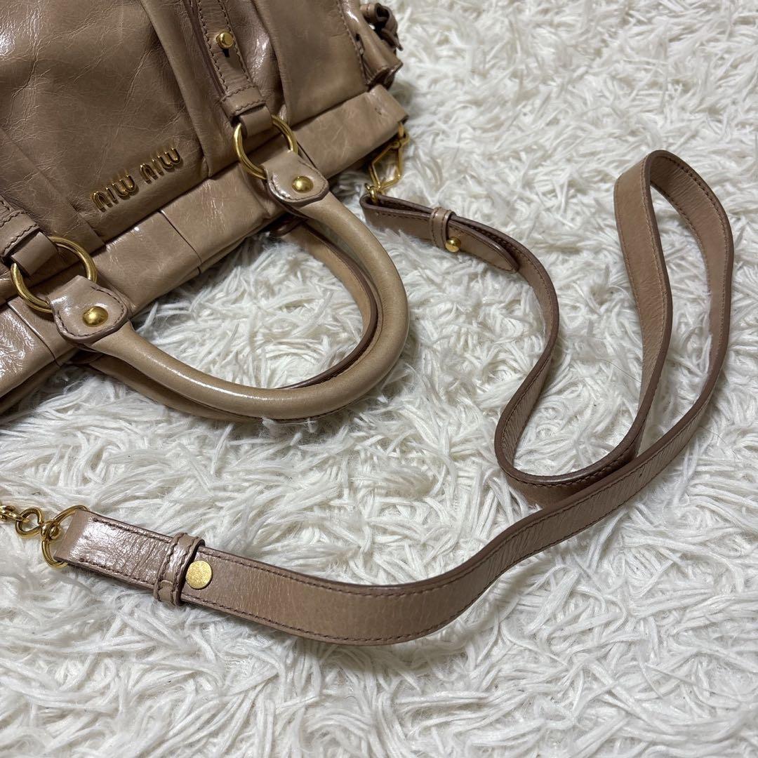 ミュウミュウ　ハンドバッグ　ヴィッテロルクス　2way レザー　ベージュ
