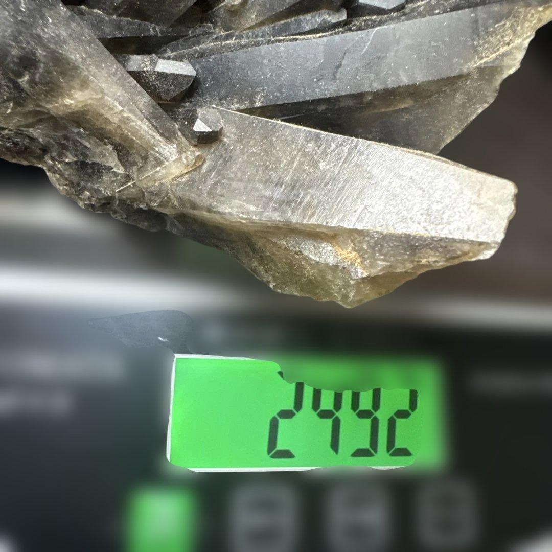 モリオン クラスター 黒水晶 原石 浄化 魔除け 強力守護 天然石