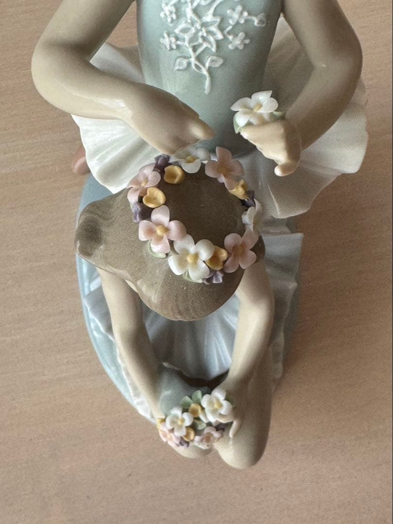 LLADRO リヤドロ　初めてのバレエ　05714