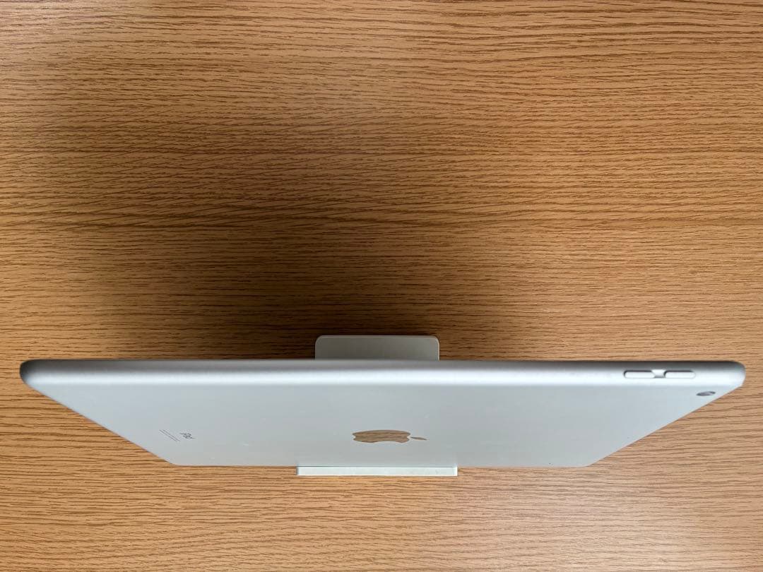 Apple iPad （第7世代）32GBシルバー Wi-Fi