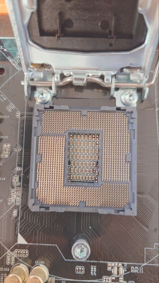 m*o様 ASRock H170M Pro4 CPU メモリ24GB CPUクー