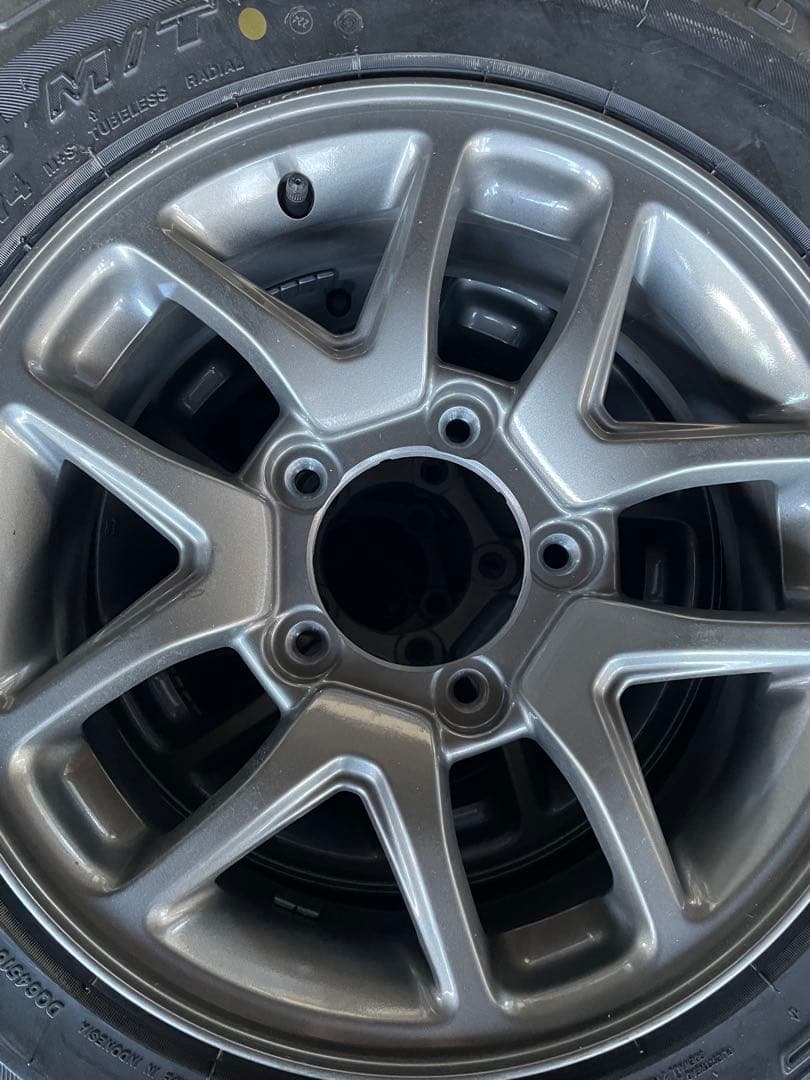 スズキ ジムニー 新車外し 純正ホイール・タイヤ5本セット16インチ