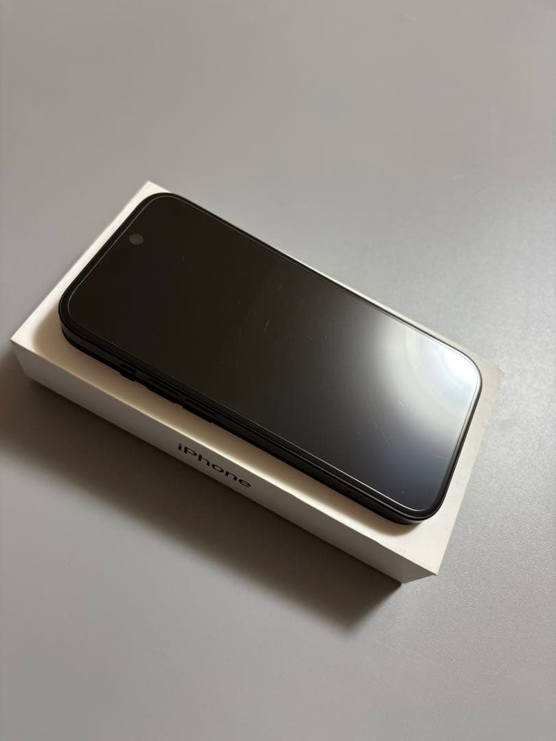【美品】Apple iPhone15 128GB ブラック SIMフリー