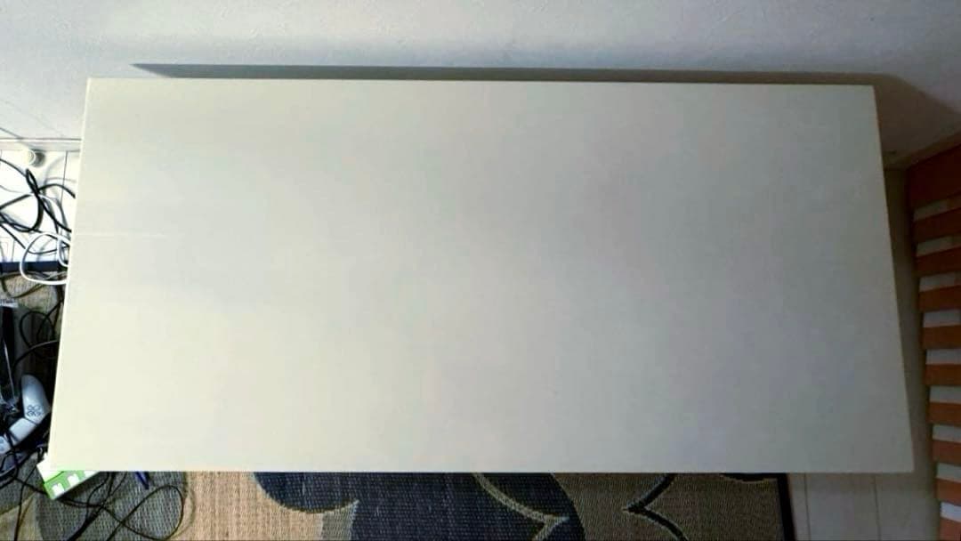 スタイリッシュ 人工大理石センターローテーブル シンプルデザイン　東京インテリア