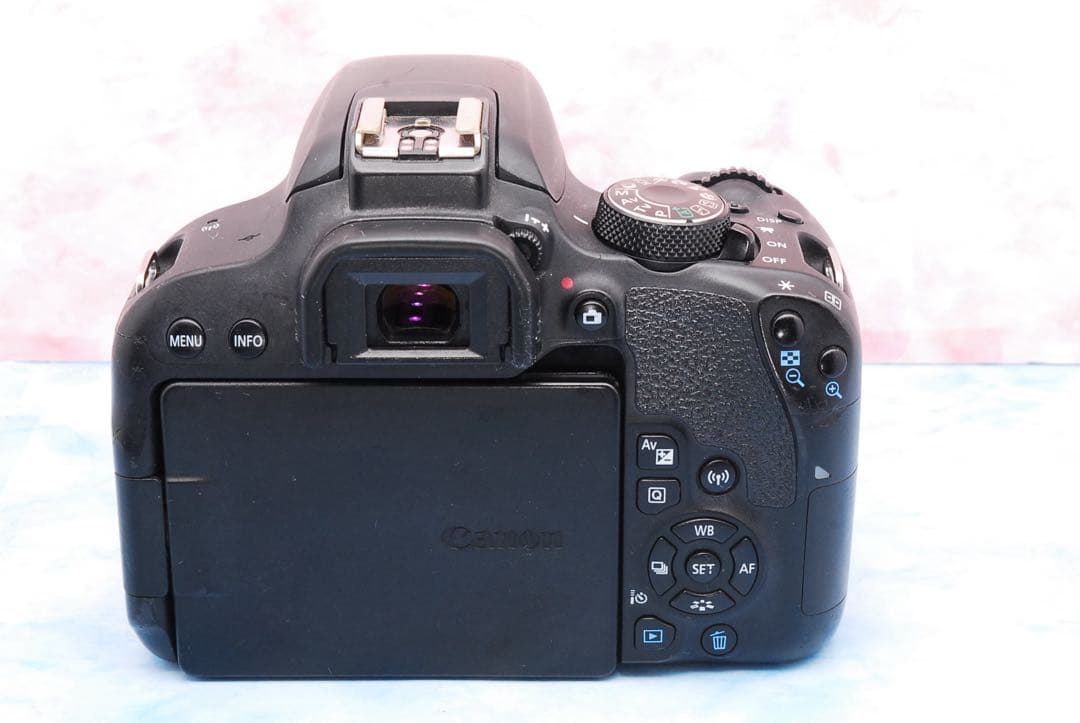 Canon Kiss X9i★手ぶれ補正＆超望遠★一眼レフカメラ★バッグ付