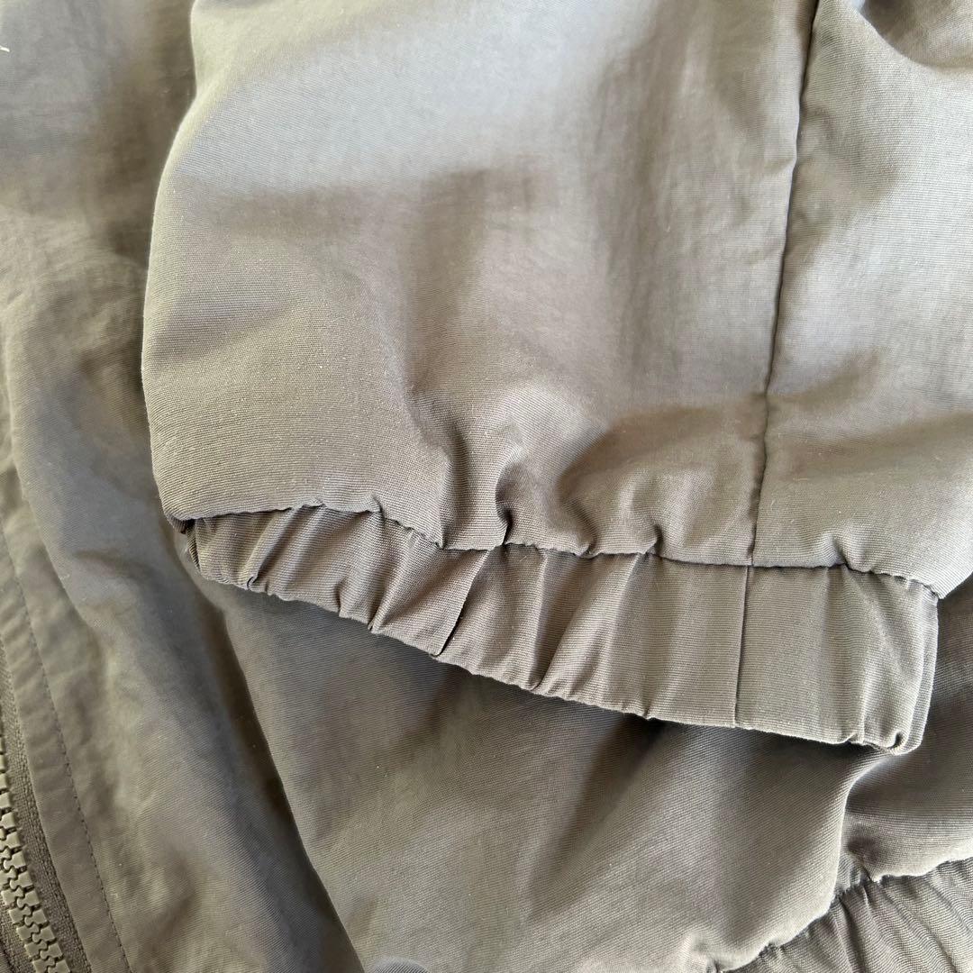 リーボックナイロン　セットアップ　グレーＬサイズ