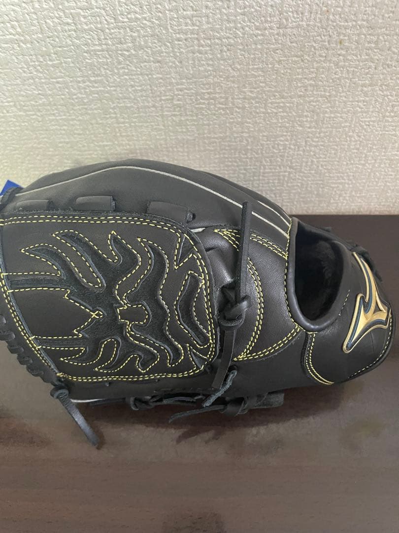 ミズノ 少年軟式グラブセレクトナインプロフェッショナル 前田健太モデル 左投用