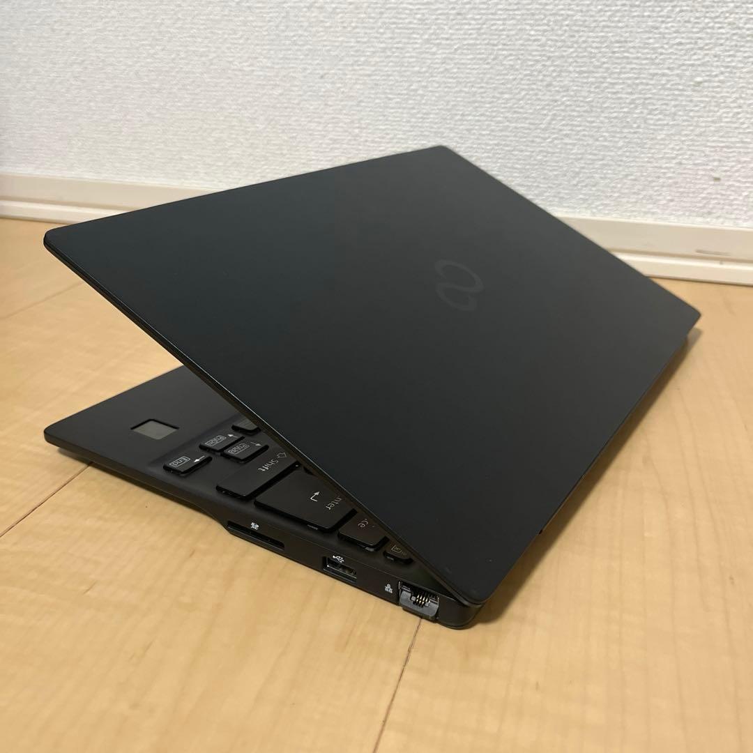 FUJITSU Core i7 11Gen 2021年製 ノートパソコン