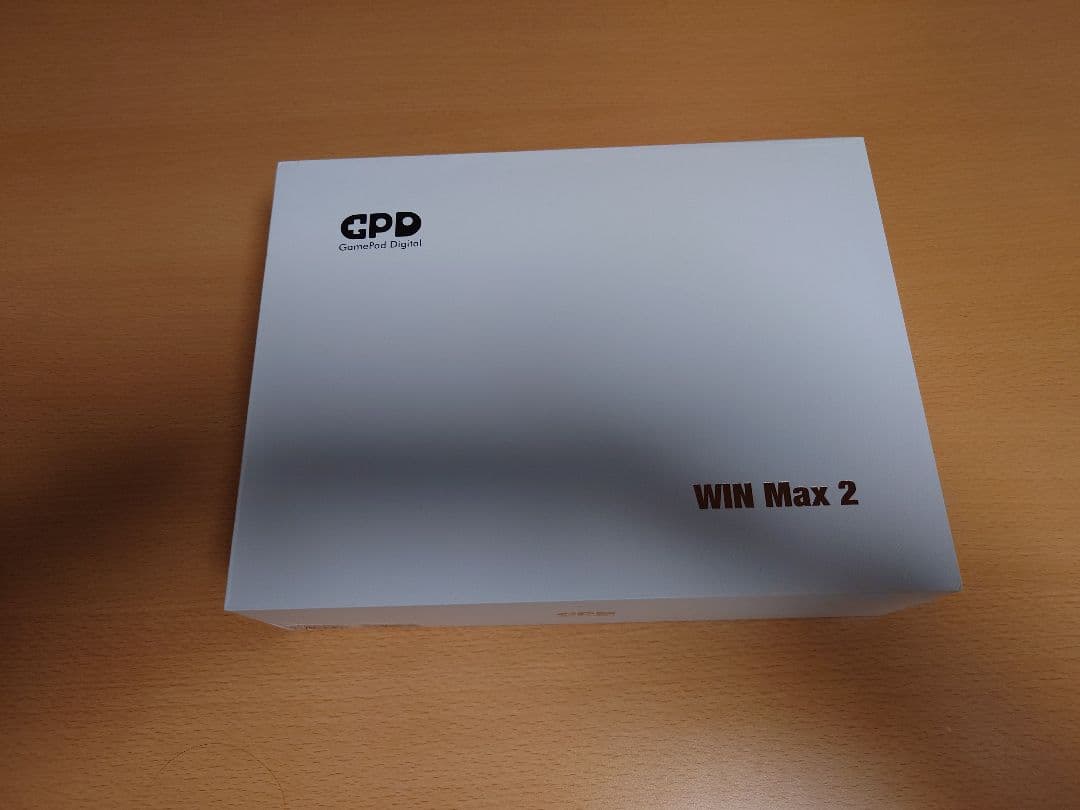 GPD WinMax2 (6800U) （メモリ/SSD：32GB/1TB)