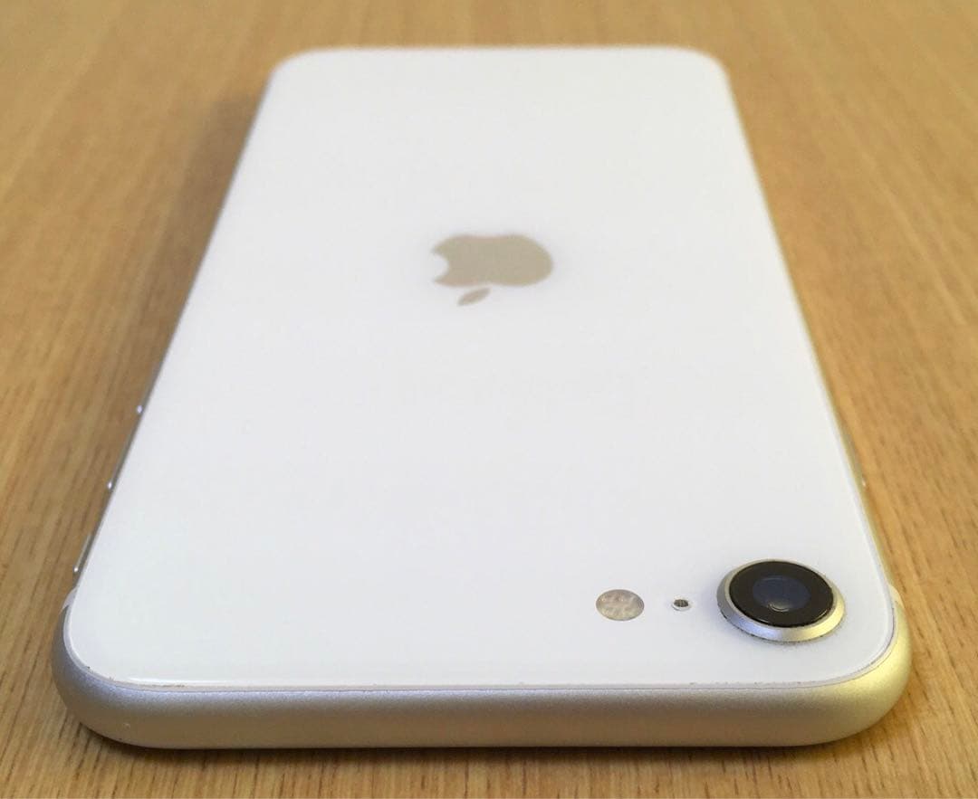 ジャンク品 iPhone SE 第2世代 128GB ホワイト SIMフリー