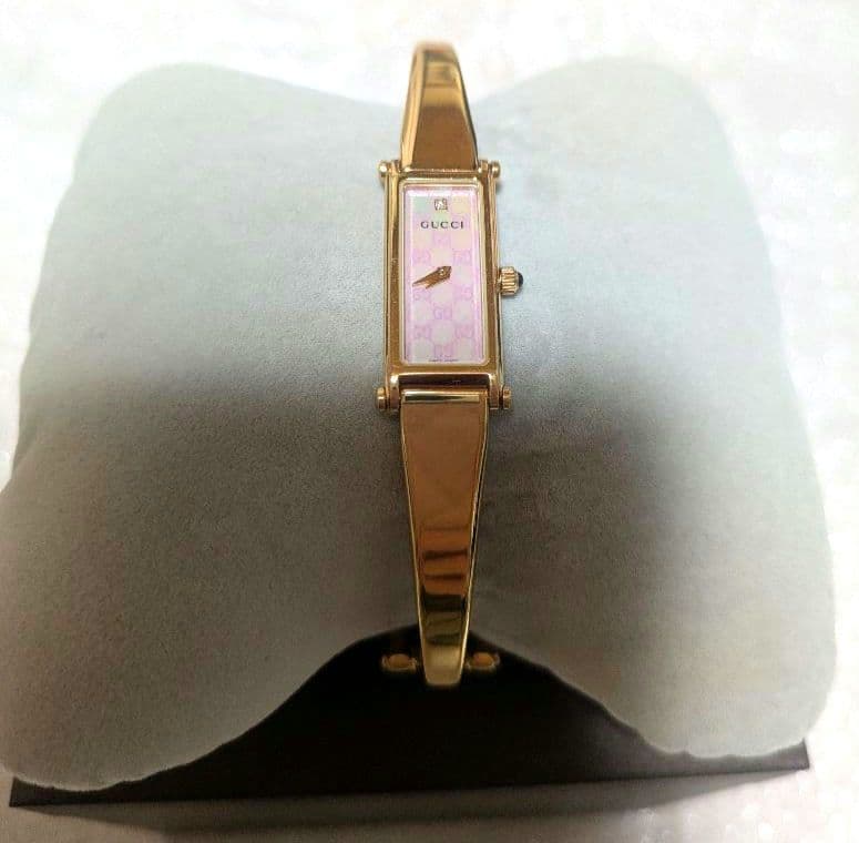 GUCCI ピンク文字盤 ゴールド