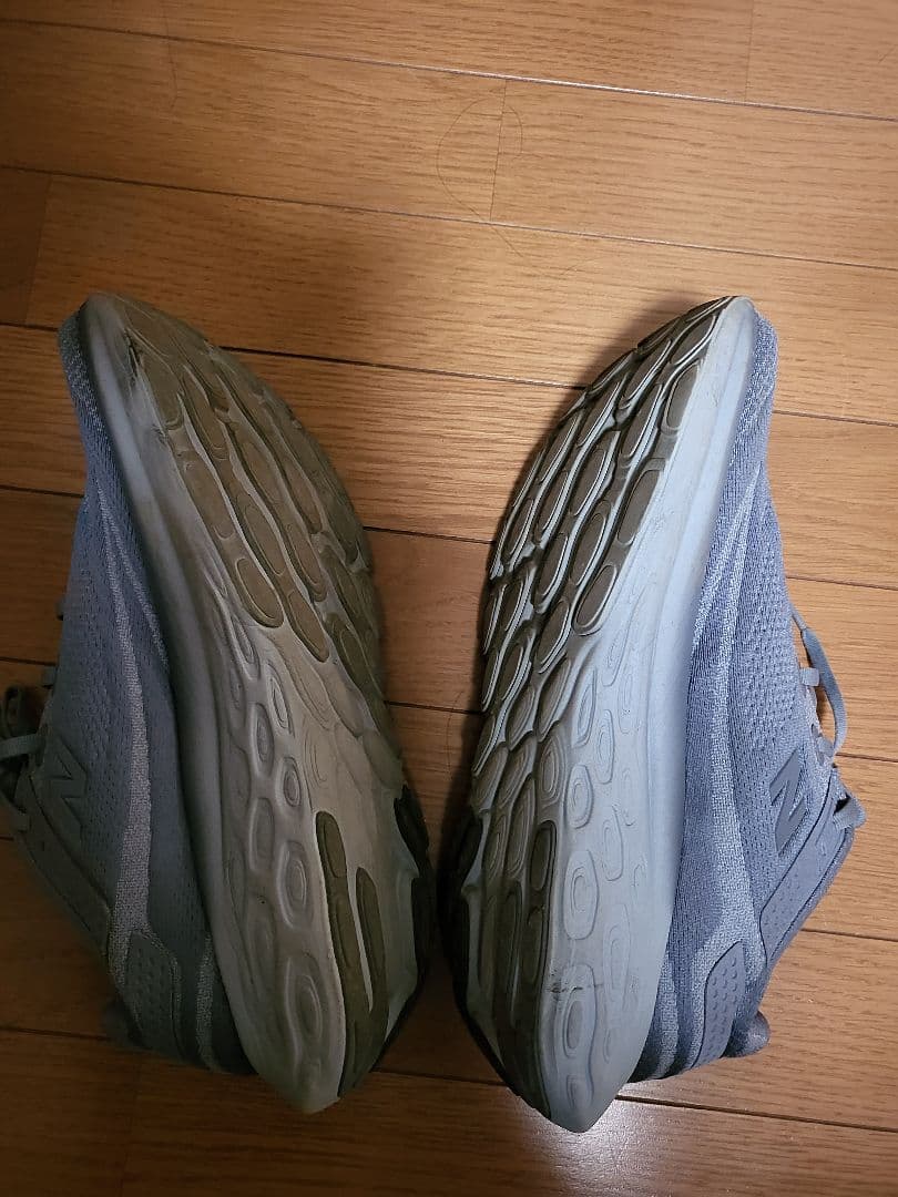 New Balance Fresh Foam 1080 グレー