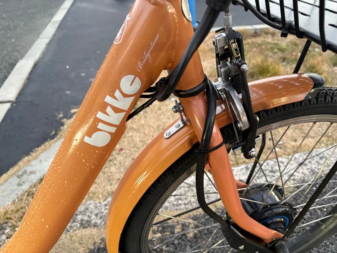 中古20インチブリヂストン電動アシスト自転車　ベルト式　B400 大阪