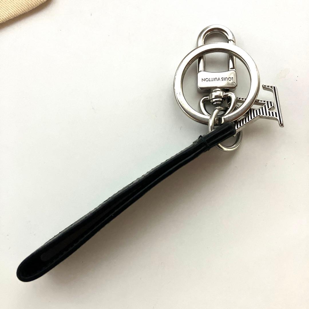 LOUIS VUITTON ルイヴィトン ポルトクレ ドラゴンヌ キーリング