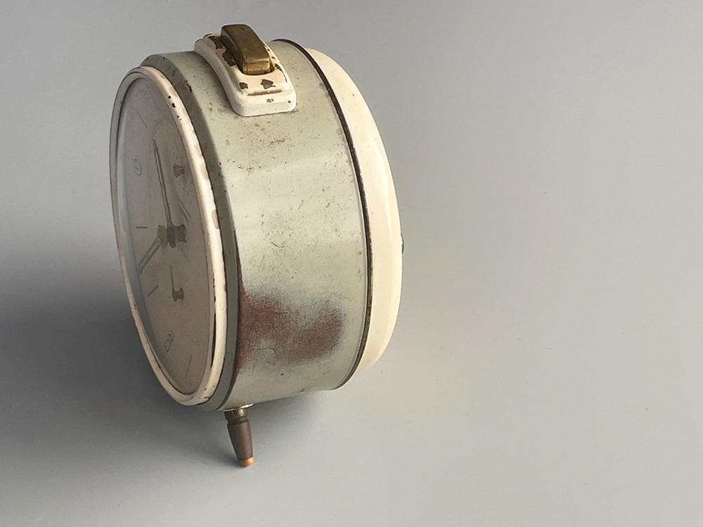 JUNGHANS 目覚まし時計 TRIVOX SILENTIC 機械式 ドイツ製