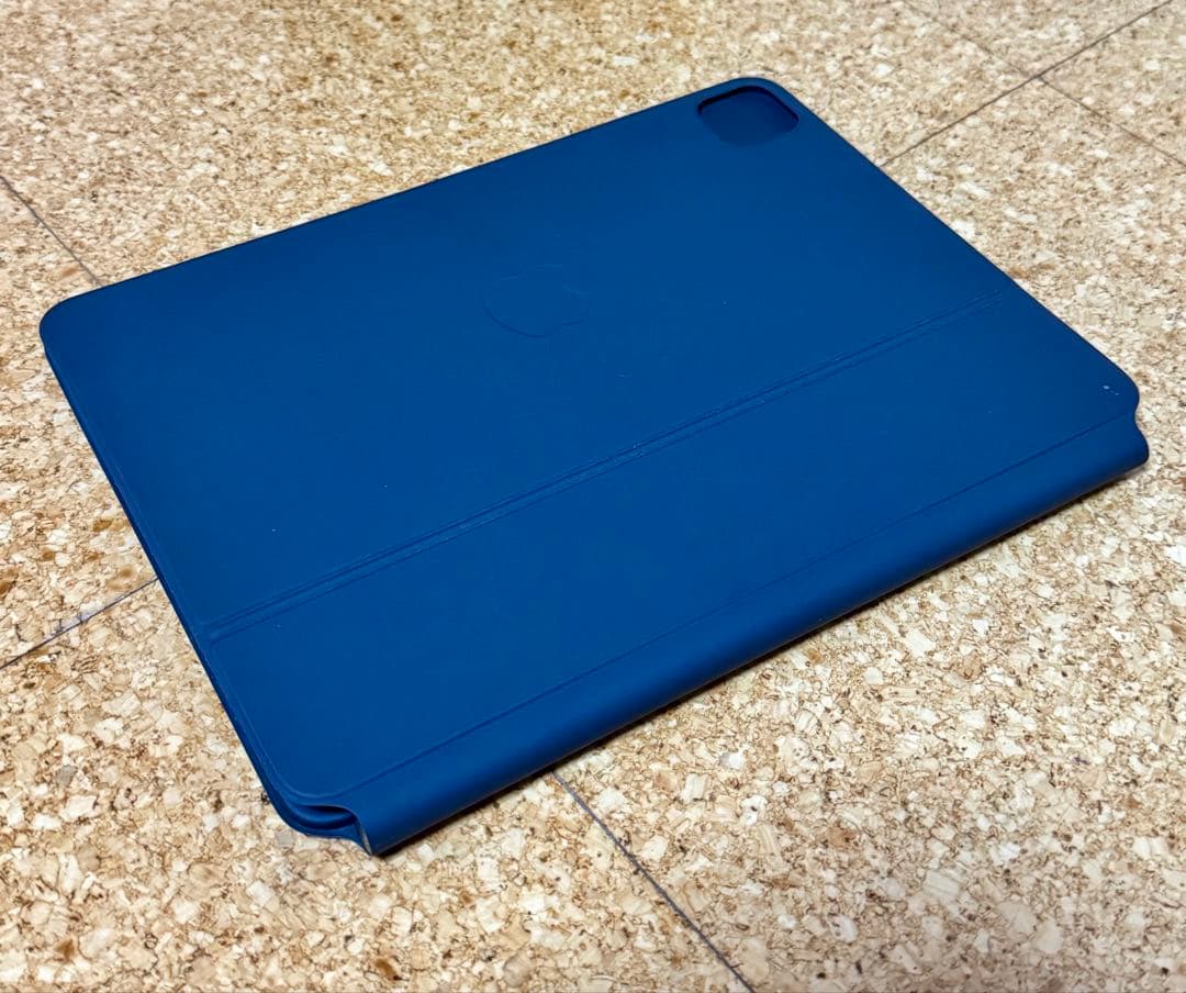 Apple マジックキーボード11インチMXQT2J/A A2261