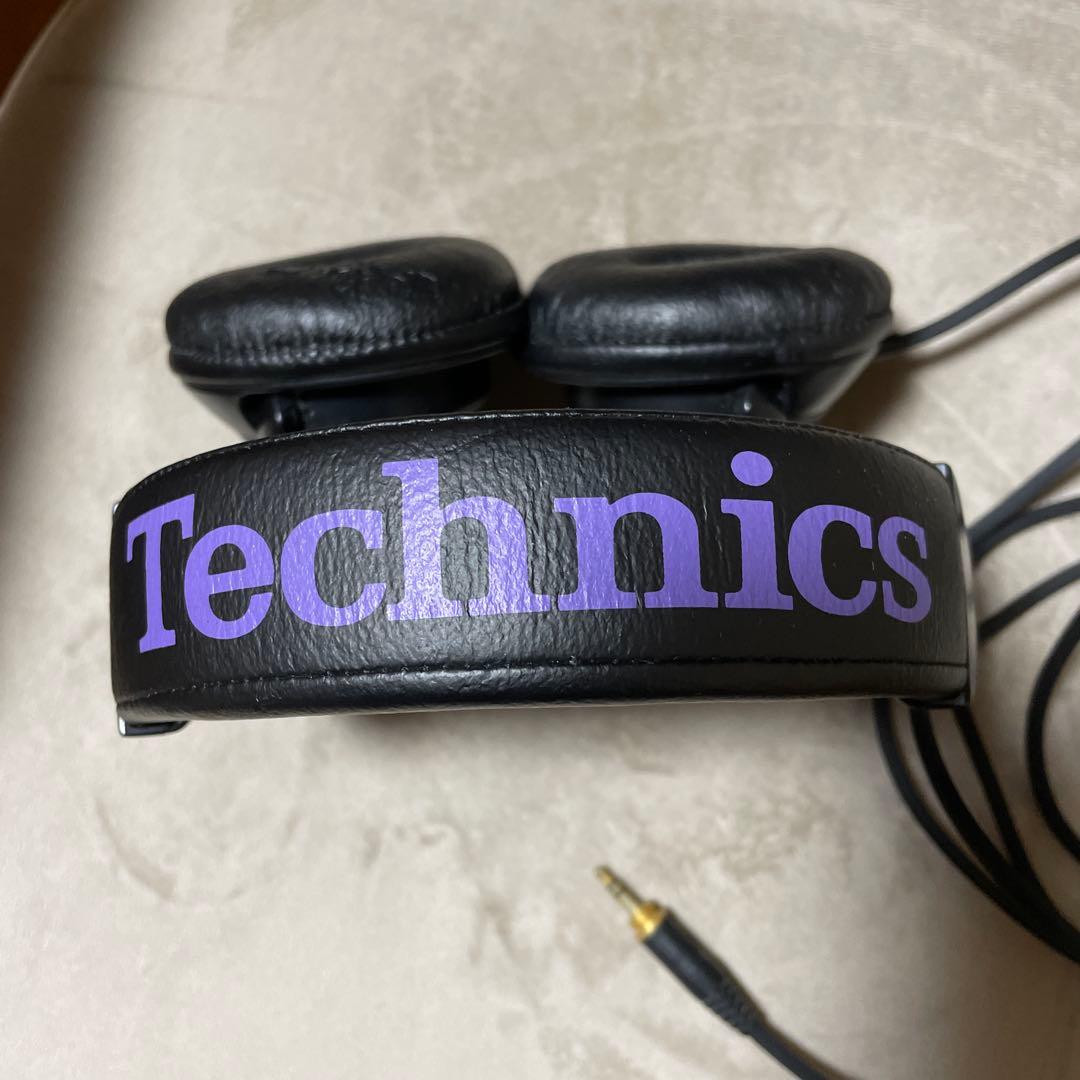 Technics ヘッドフォン RP-DJ1200。