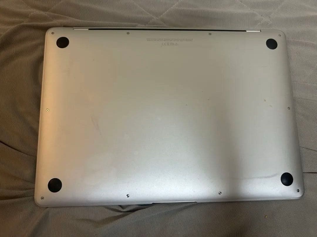 MacBook Air 2020 13インチ i3 8GB 256GB シルバー