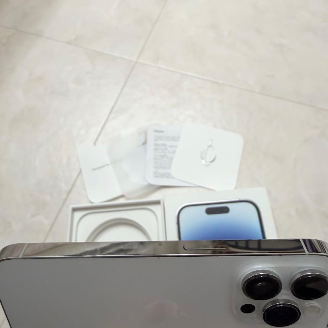 【美品】iPhone 14 pro 256GB シルバー (初期化済み)