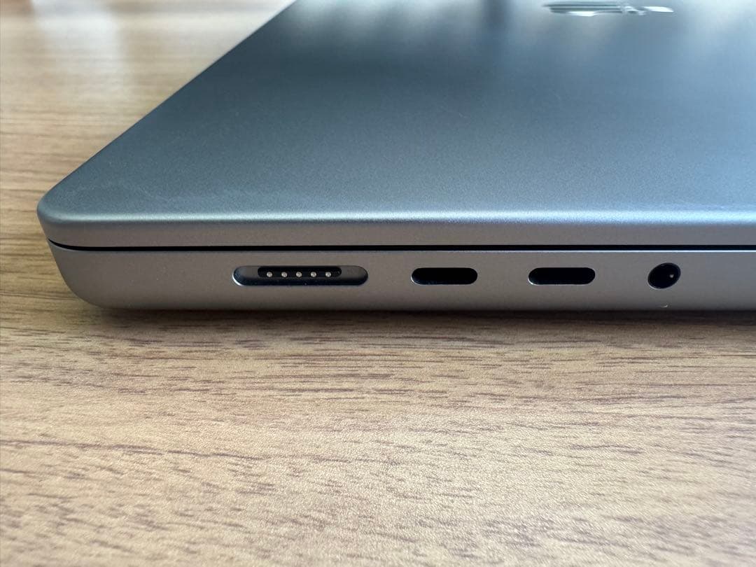 16インチMacBook Pro M2 Max 64GBメモリ 4TB SSD