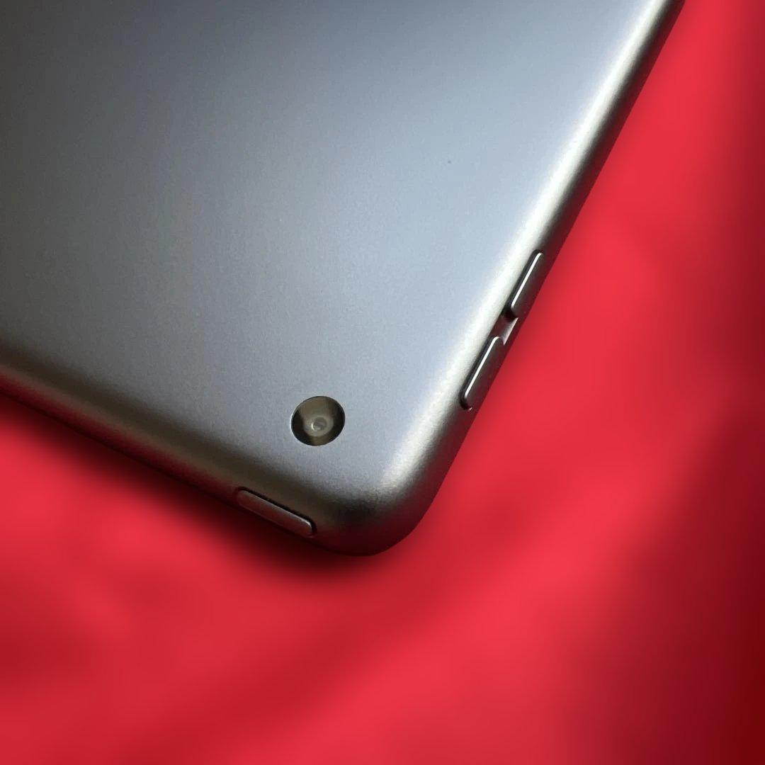 iPad 第8世代 本体　32GB Wi-Fi Apple pencilセット