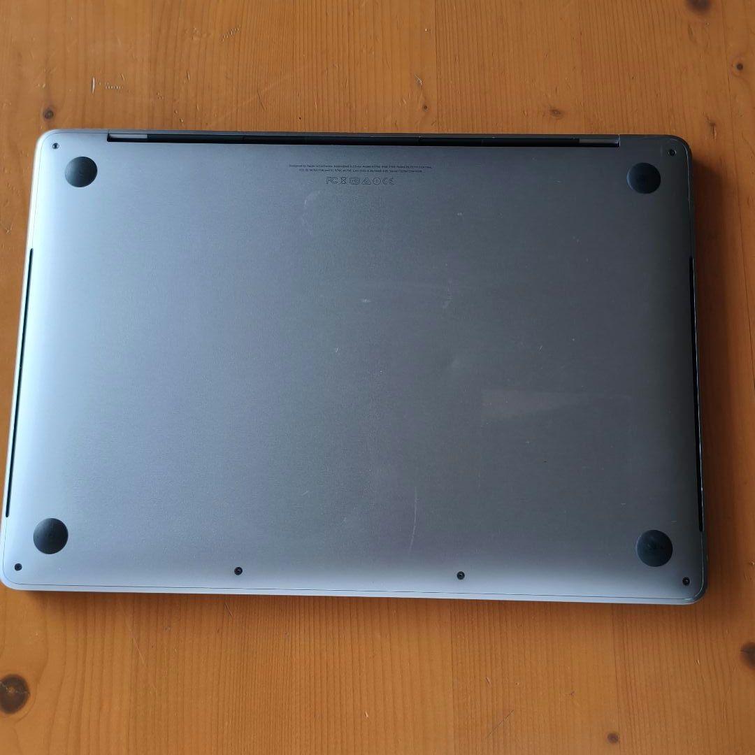 Apple MacBook Pro 2017 13インチ 16GB 1TB