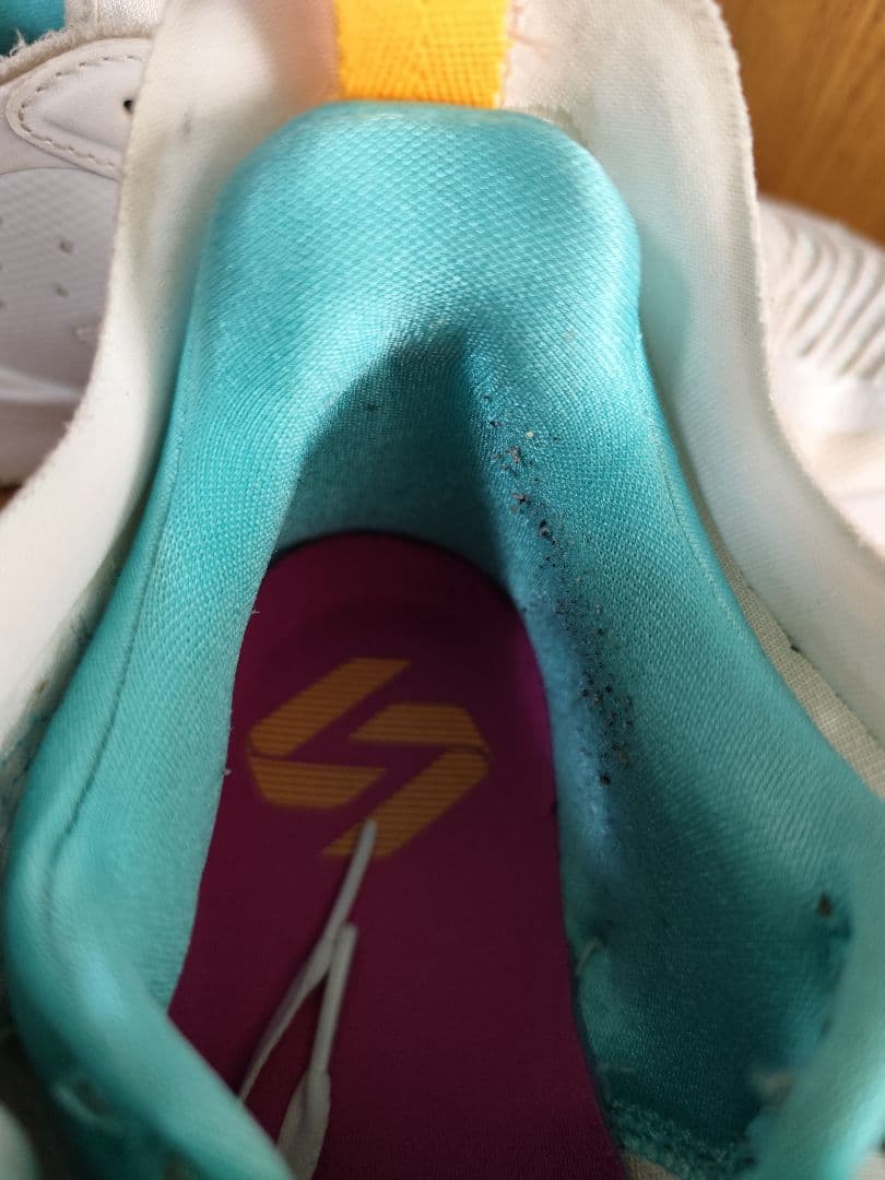 Nike Luka 1 \"White/Fire Pink\"　27.5cm　ルカ1