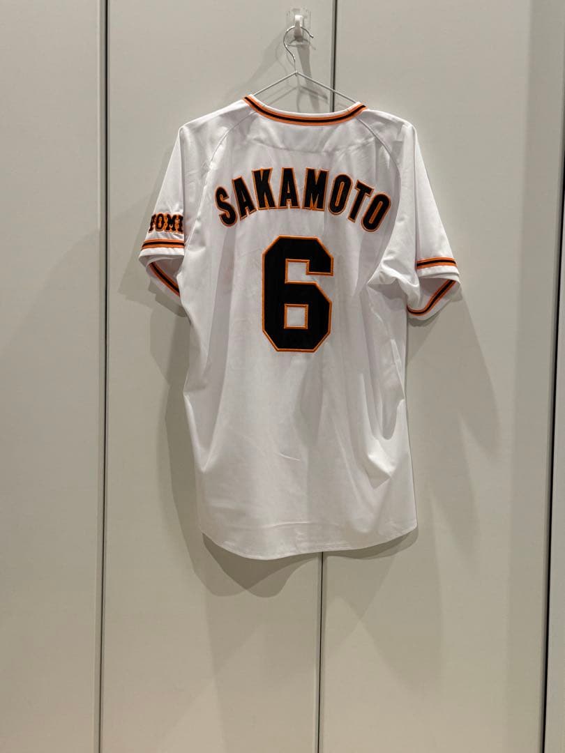 読売ジャイアンツ　坂本勇人選手ユニフォーム　ミズノ　 レプリカ　ミズノ
