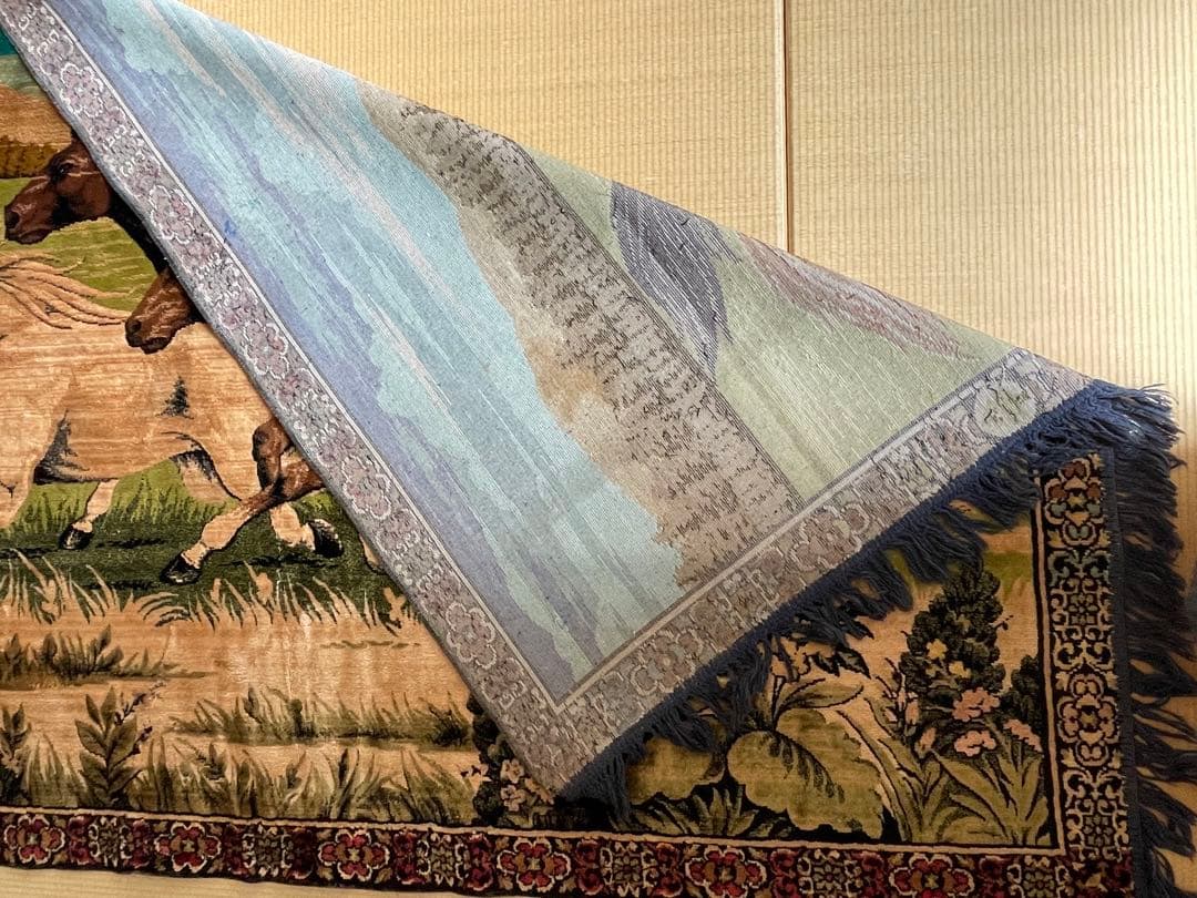 絨毯　ラグ　タペストリー　馬