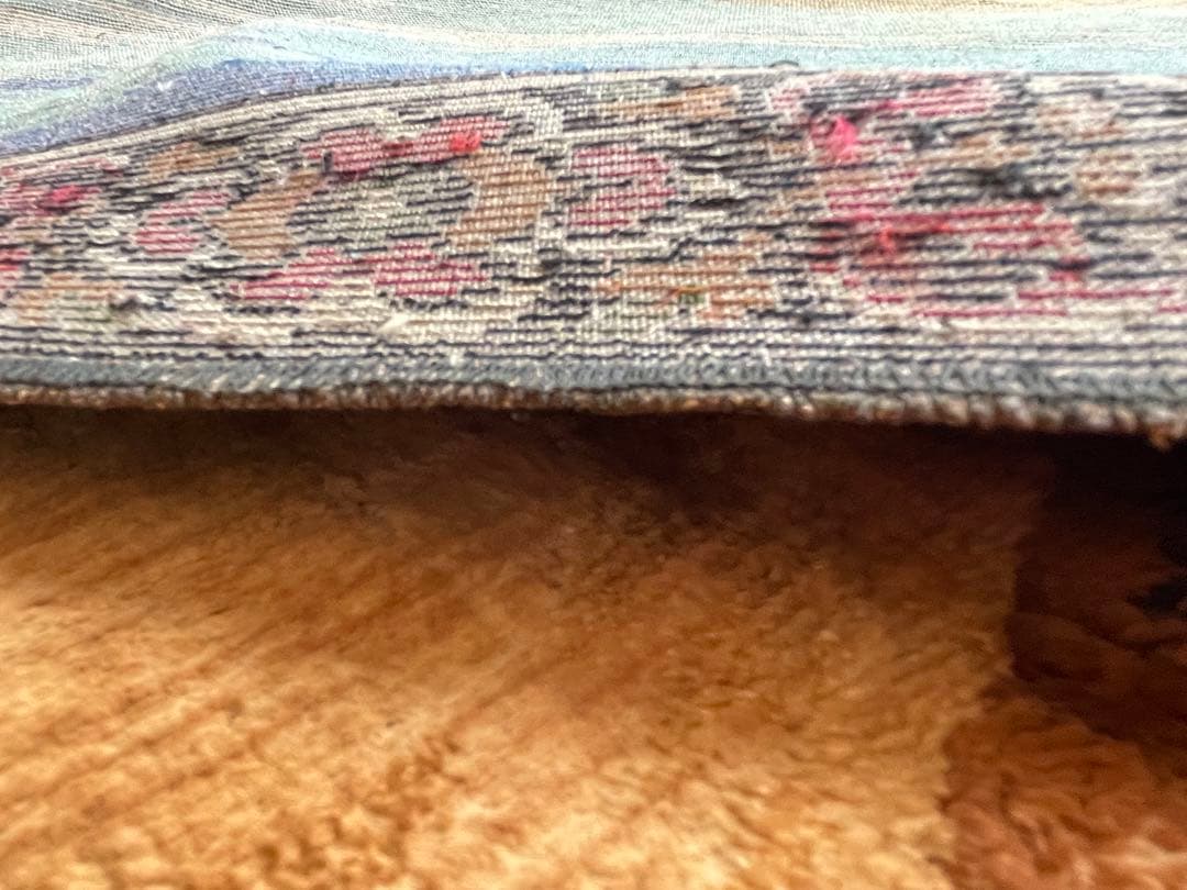 絨毯　ラグ　タペストリー　馬