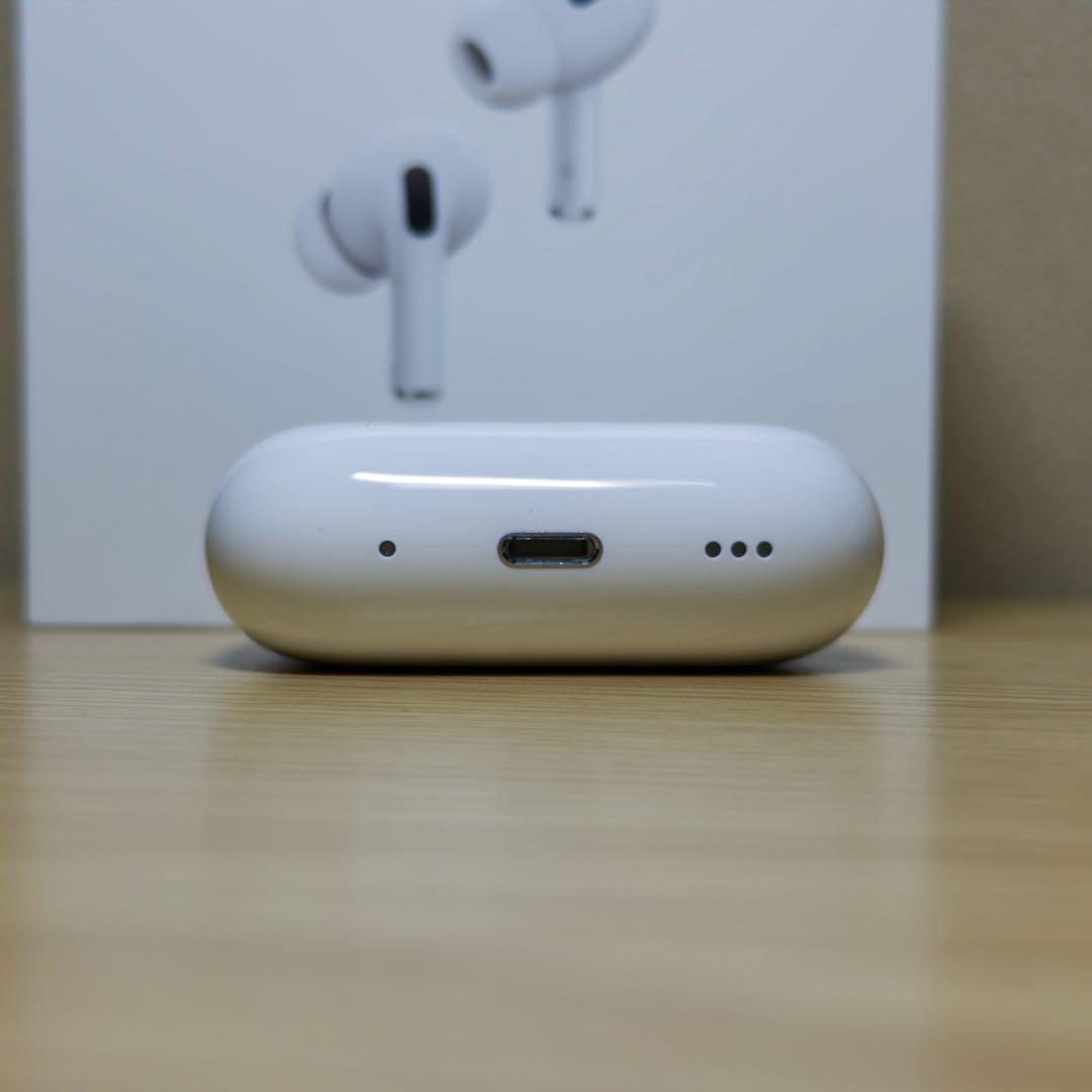 AirPods Pro 第2世代 Lightningモデル（中古・使用感あり）