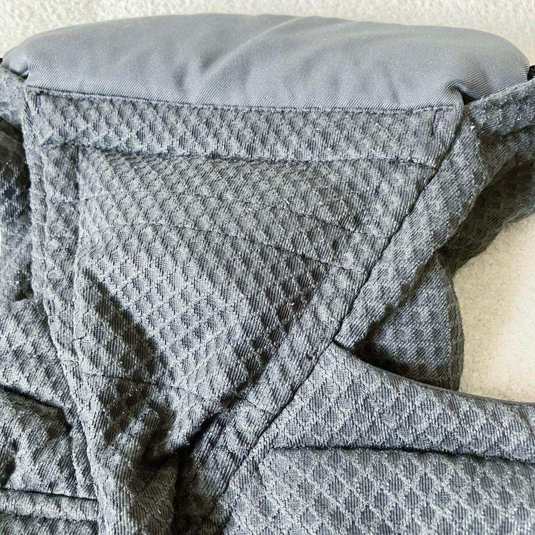 サラ　エルゴベビー　オムニ　ブリーズ　グラファルトグレー　メッシュ